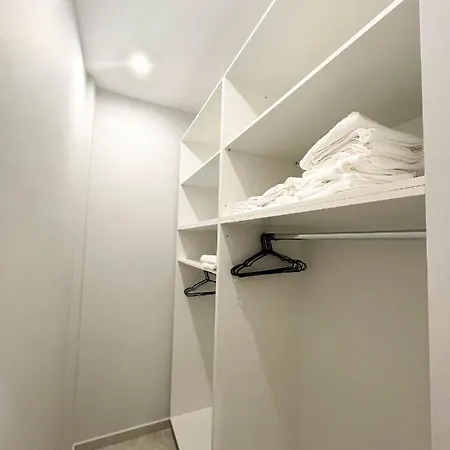 アパート C.3 Anemone Lux_apartment テッサロニキ